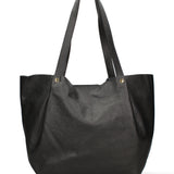 Laura Do Borsa a spalla