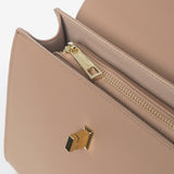 Iris L Borsa a mano