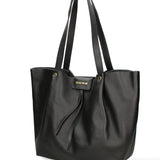 Laura Do Borsa a spalla