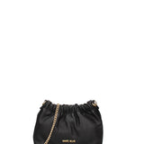 Helena Do Borsa a spalla