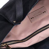 Laura Do Borsa a spalla