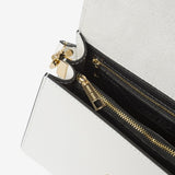 Kourtney M Rh Borsa a spalla