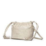 Phiona S Sa Borsa a spalla Marc Ellis
