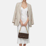 Daisi Borsa a spalla Brown